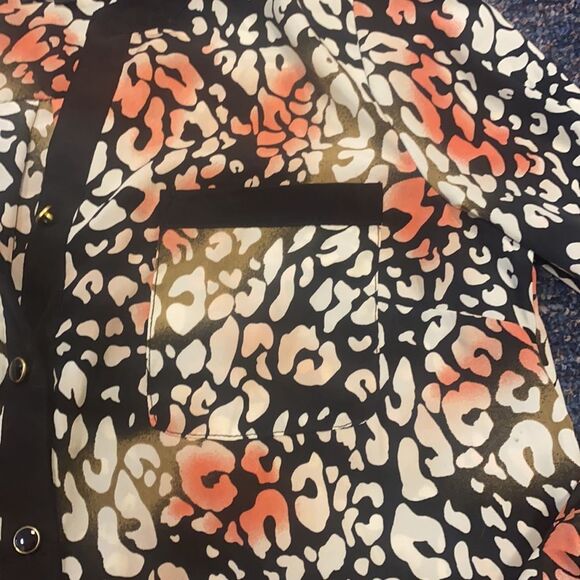 Elementz Leopard Button Down Blouse sz. S - Picture 2 of 5